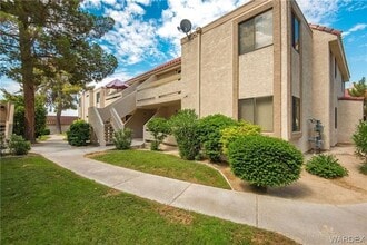 3830 Desert Marina Dr in Laughlin, NV - Building Photo - Building Photo