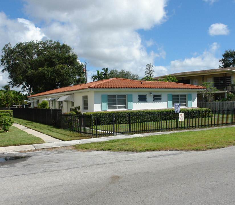 699 NE 92nd St in Miami, FL - Building Photo