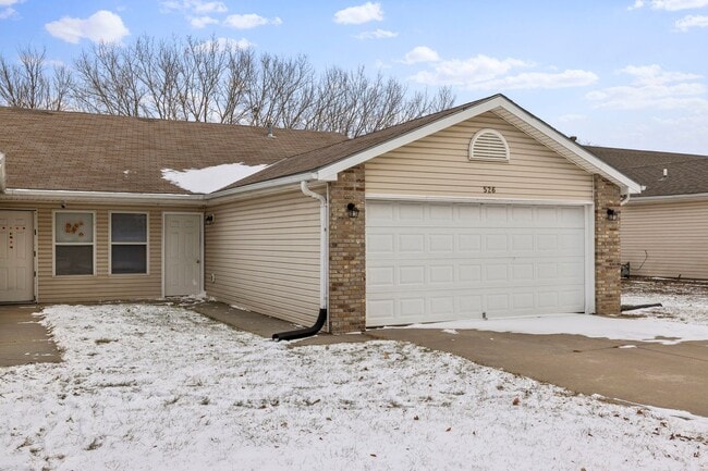 526-528 Lamont Dr in Lincoln, NE - Building Photo - Building Photo