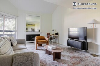 350 E Del Mar Blvd in Pasadena, CA - Building Photo - Building Photo
