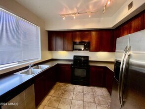 615 E Portland St in Phoenix, AZ - Building Photo - Building Photo