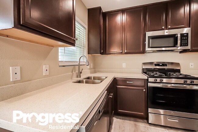 5226 El Tigre Ln in Baytown, TX - Building Photo - Building Photo