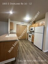 1805 E Overland Rd in Meridian, ID - Building Photo