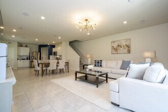 2751 Fetching Trl in Davenport, FL - Building Photo - Building Photo