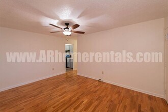 801 W 55th St in North Little Rock, AR - Building Photo - Building Photo