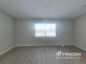 2273 Seward Cir in Sarasota, FL - Building Photo - Building Photo