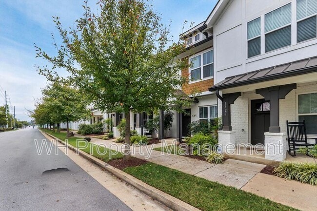 1525 57th Ave N in Nashville, TN - Building Photo - Building Photo