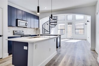 2505 San Gabriel St in Austin, TX - Building Photo - Building Photo
