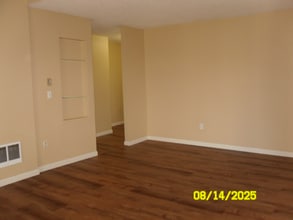 5575 E Evergreen Blvd in Vancouver, WA - Building Photo - Building Photo