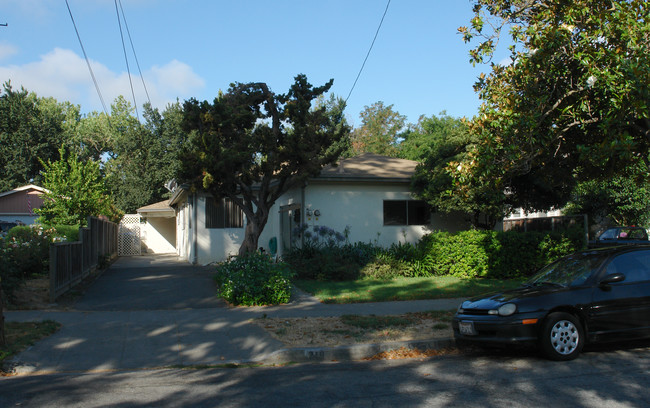 219 S 18th St in San Jose, CA - Foto de edificio - Building Photo