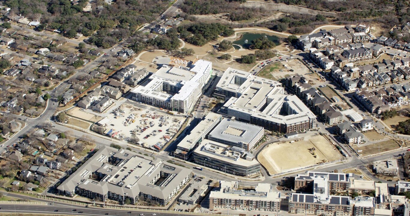 Grand Living at The Grove in Austin, TX - Building Photo