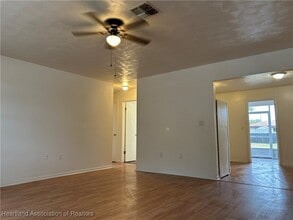 4926 Salmon Dr in Sebring, FL - Building Photo - Building Photo