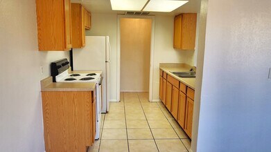 4023 S 44th St in Phoenix, AZ - Building Photo - Building Photo