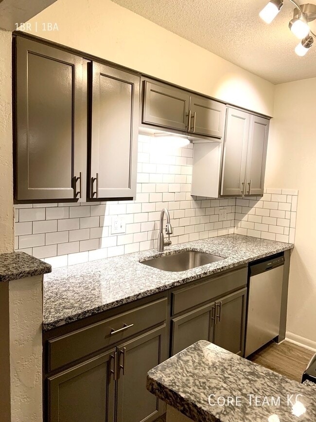 3618 Warwick Blvd in Kansas City, MO - Building Photo - Building Photo