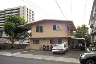 1635 Liholiho St Apartments