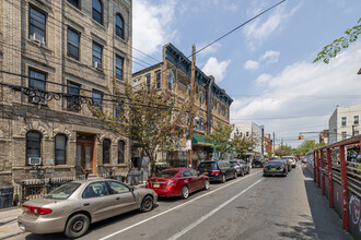 355 Himrod St in Brooklyn, NY - Building Photo - Building Photo