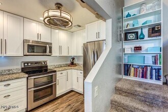 4730 W Northern Ave in Glendale, AZ - Building Photo - Building Photo