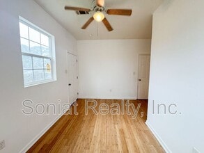 4501 Majestic Oaks Dr in New Orleans, LA - Building Photo - Building Photo