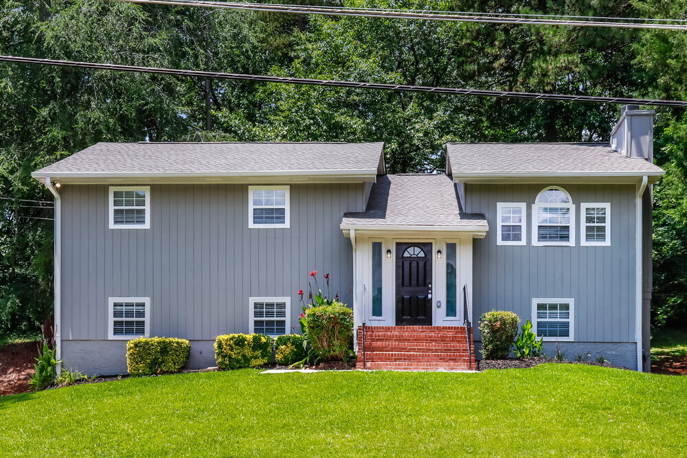 3409 Hollow Tree Dr in Decatur, GA - Building Photo