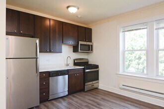2936 W Palmer St in Chicago, IL - Building Photo - Building Photo