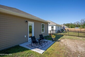 2018 Course Ln in Surf City, NC - Building Photo - Building Photo