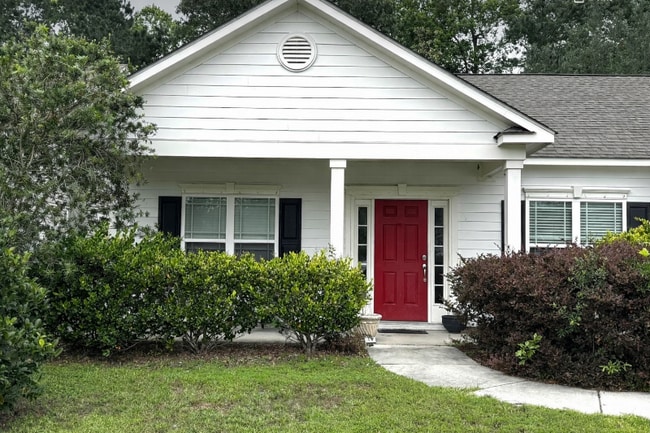 property at 10 Wyndham Dr