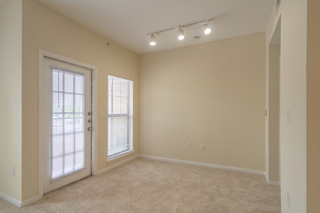 Cypress Creek at Reed Road Apartment Homes in Houston, TX - Building Photo - Interior Photo