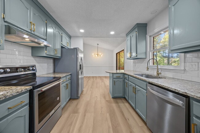 property at 6227 King George Dr