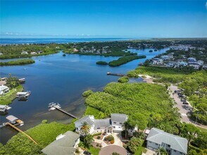 763 Jacqueline Ln in Palm Harbor, FL - Building Photo - Building Photo