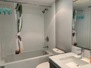 6461 Telford Ave in Burnaby, BC - Building Photo - Building Photo