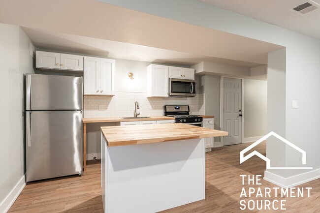 4723 S Forrestville Ave in Chicago, IL - Building Photo - Building Photo
