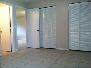 2231 Ascot Ct, Unit 5 in Auburndale, FL - Foto de edificio - Building Photo