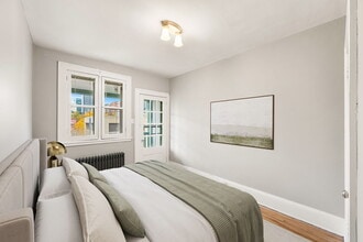 MacConnor Apartments in Ottawa, ON - Building Photo - Building Photo