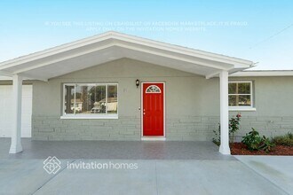 10914 Inglewood Ave in Port Richey, FL - Building Photo - Building Photo