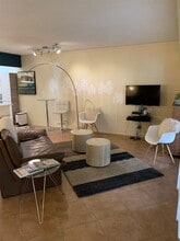 290 San Jacinto Dr in Palm Springs, CA - Building Photo - Building Photo