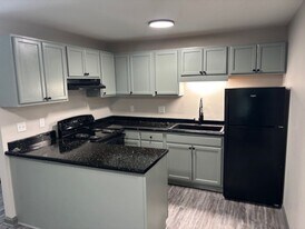 600 E Knox St in Durham, NC - Building Photo