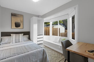 Room Rental 5 minutes from Algonquin College - This listing has rentals from $525 in Ottawa, ON - Building Photo - Building Photo