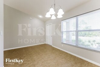 1823 Laurie St in Lehigh Acres, FL - Building Photo - Building Photo