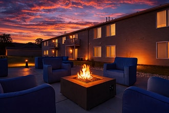 River Club in Holland, MI - Foto de edificio - Building Photo