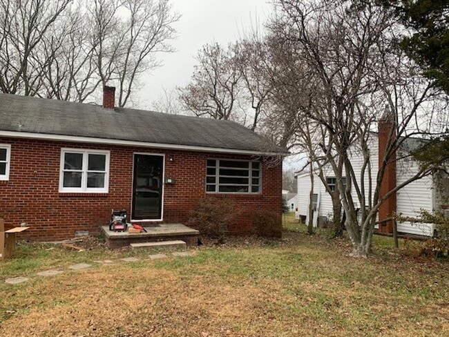 808 Highland St in Asheboro, NC - Building Photo - Building Photo