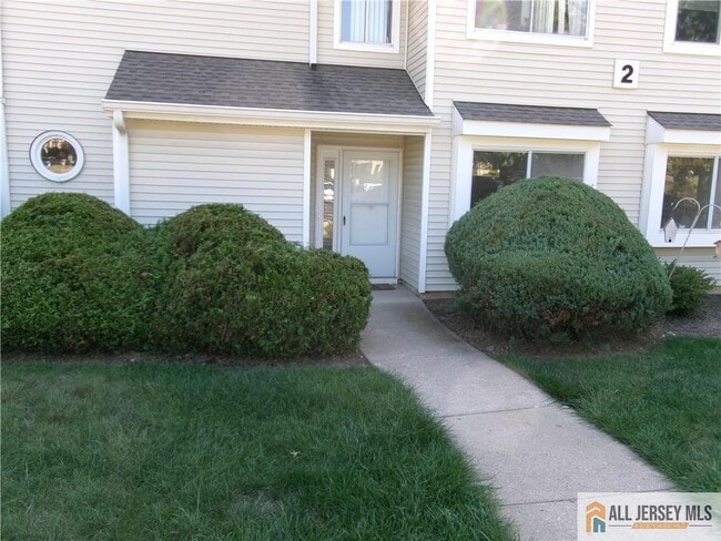 23 Deerberry Ln in Monmouth Junction, NJ - Building Photo - Building Photo