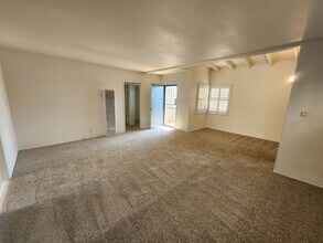 15408 Haas Ave in Gardena, CA - Building Photo - Building Photo