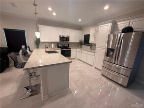 18 Retama St in San Juan, TX - Building Photo - Building Photo