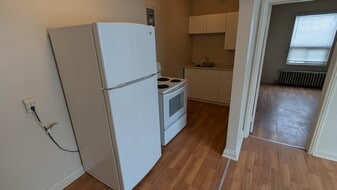 570-570 St Mary's Rd in Winnipeg, MB - Building Photo