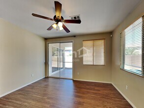 1805 S 119th Dr in Avondale, AZ - Foto de edificio - Building Photo