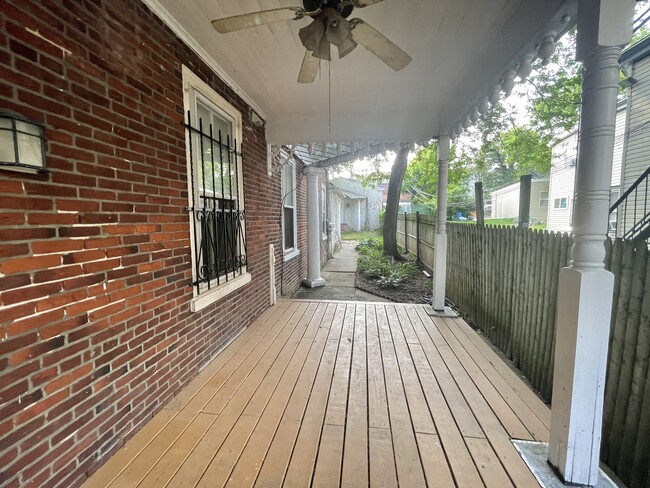 1015 DeKalb St, Unit 1