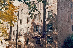 Cliveden Apartments in Philadelphia, PA - Foto de edificio - Building Photo