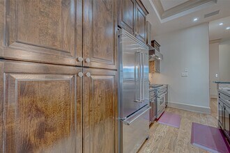 311 Calle Sevilla Pl in Houston, TX - Building Photo - Building Photo