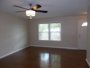 147 Collenton Ln in Mooresville, NC - Foto de edificio - Building Photo