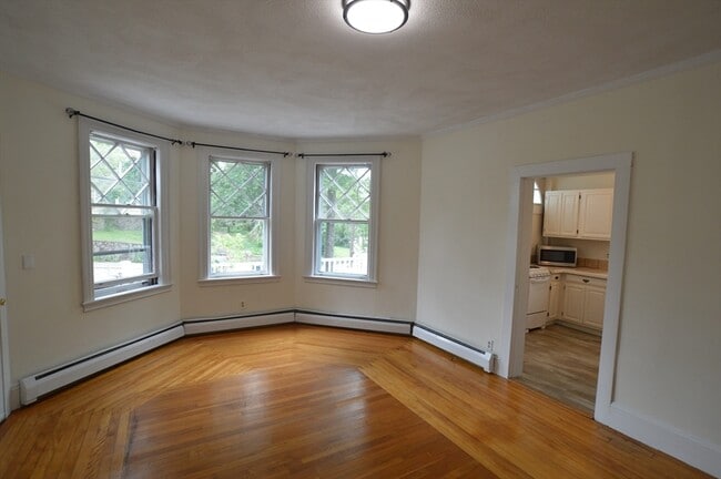 28 Columbus Ave in Beverly, MA - Building Photo - Building Photo